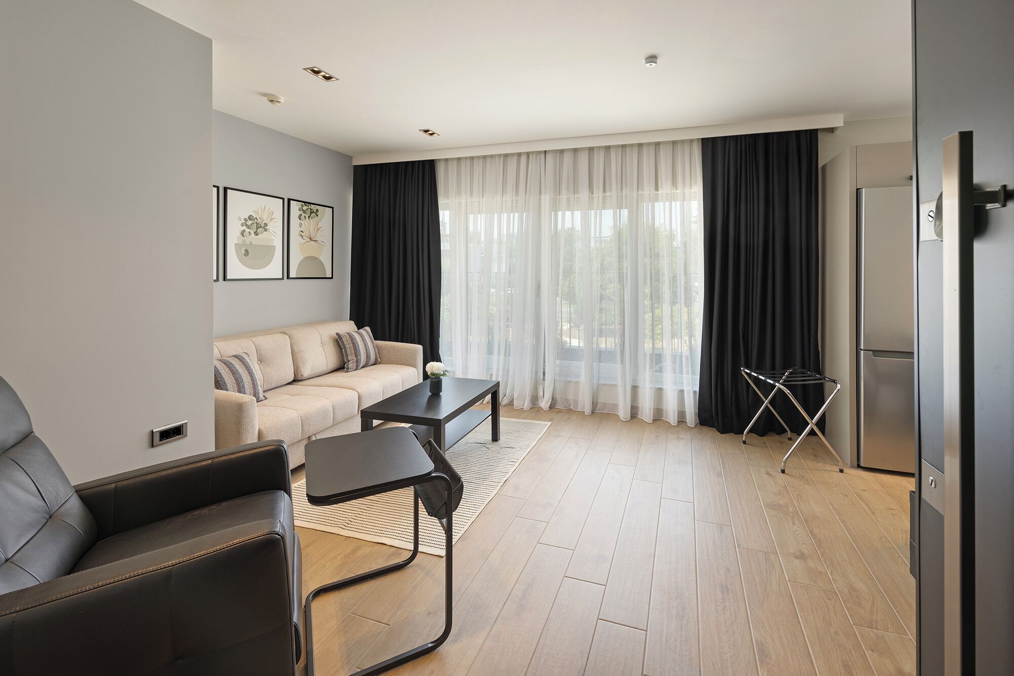 Appartement Deluxe, non-fumeurs, cuisine | 1 chambre, coffres-forts dans les chambres, bureau