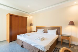 Comfort Apartment, 3 Bedrooms, Kitchen