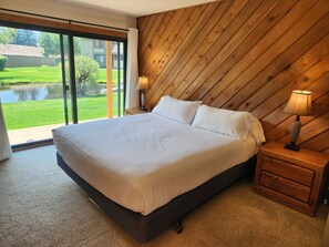 4 bedrooms - Snowcreek Resort Vacation Rentals 265 Snowcreek Road (Mammoth Lakes)