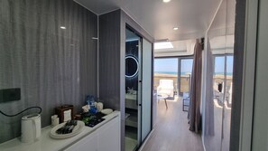 シグネチャー モバイルホーム シービュー | 遮光カーテン、WiFi (無料)