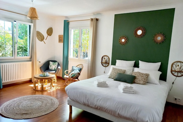 Double Room, Pool View (Nature)