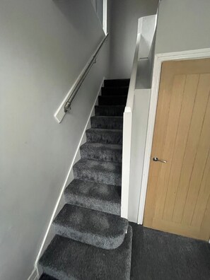 House | Interior - Cozy Manchester House With 3 Bedrooms (Manchester)