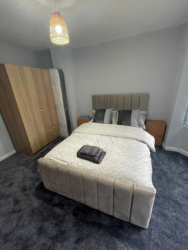 House | 3 bedrooms, iron/ironing board, free WiFi, bed sheets - Cozy Manchester House With 3 Bedrooms (Manchester)