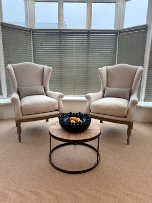 Premium Double Room | Living area