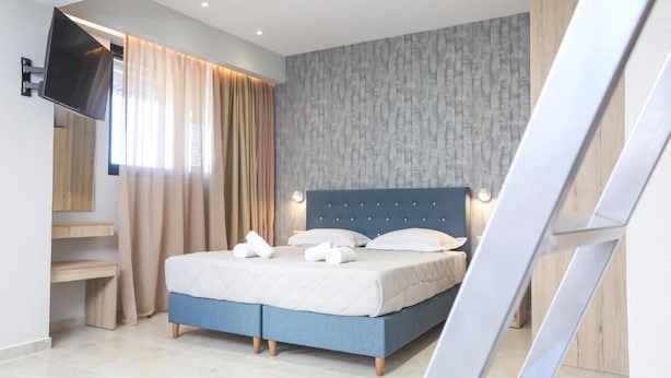 Room - CORFU GOLD LUXURY SUITES (Corfu)