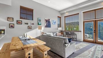Townhouse, 3 kamar tidur | Interior