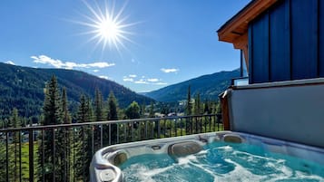Townhouse, 3 kamar tidur | Bathtub spa outdoor