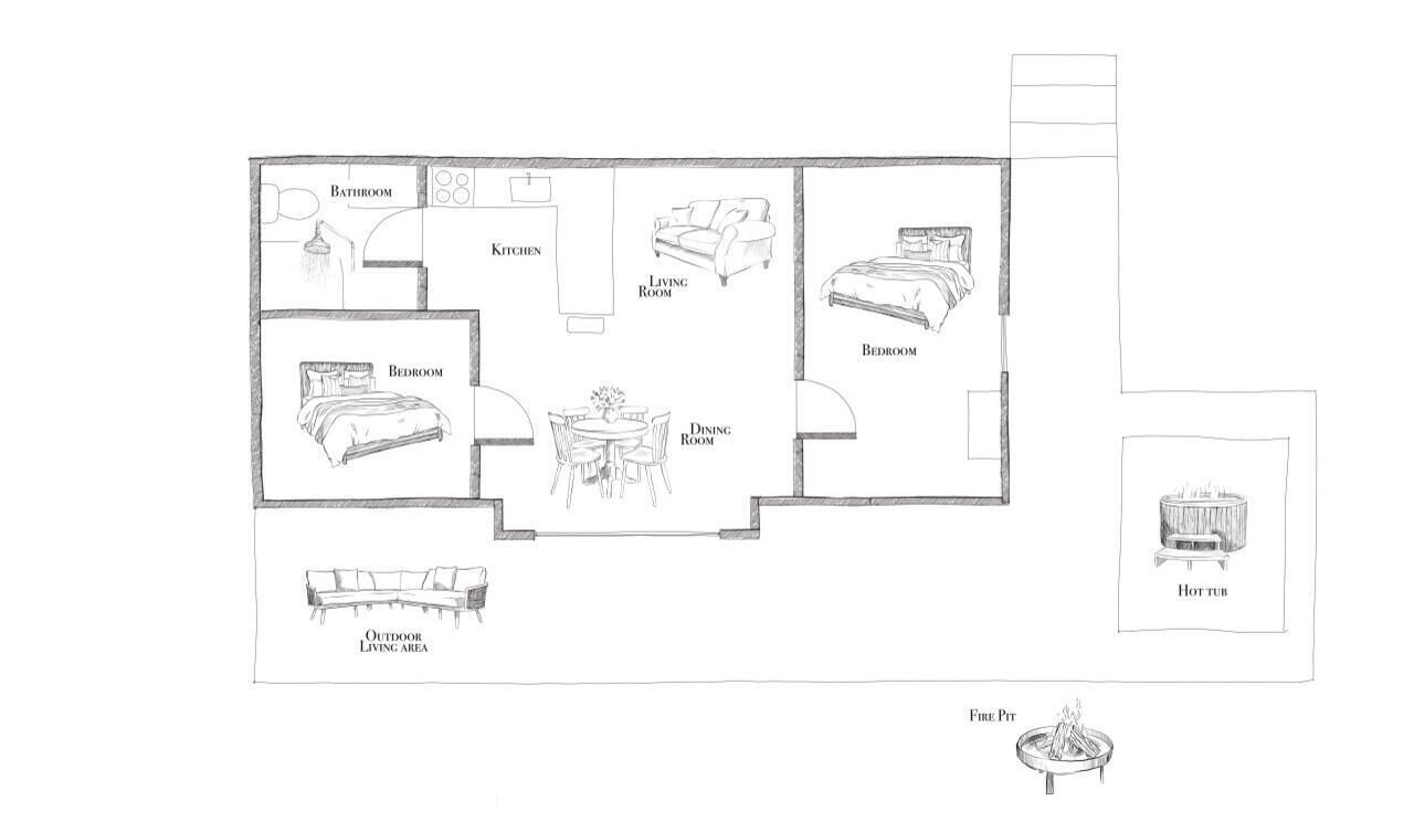 Een plattegrond van een huis met een badkamer, keuken, woonkamer, eetkamer, slaapkamer, buitenwoonruimte en een vuurkorf.