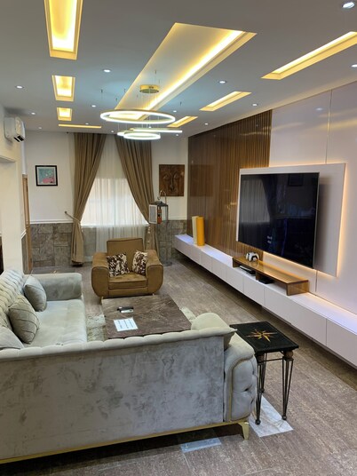 Signature apartments 