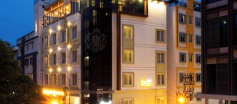 ELLEGANT INN