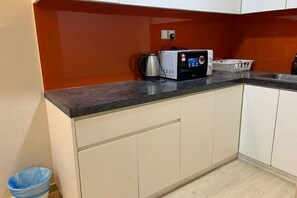 Room - Master House Centrestage PJ (Petaling Jaya)