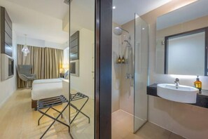 Room - Master House Centrestage PJ (Petaling Jaya)