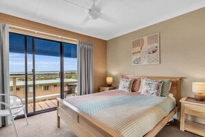 2 bedrooms, iron/ironing board, WiFi - Hydra 8 (Merimbula)
