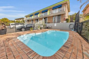 Pool - Hydra 8 (Merimbula)