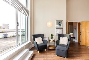 Apartment | Living room