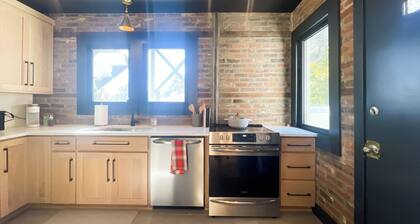 Urban 2-bedroom Escape in Downtown Cape Girardeau