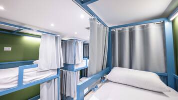 Bed in 12-Bed Mixed Dormitory Room