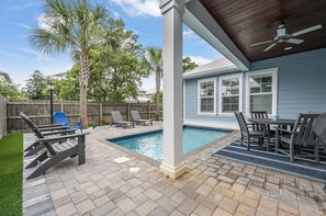 House, Multiple Beds (Yolo by the Sea) | Pool