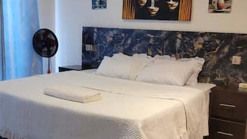 3 bedrooms, iron/ironing board, free WiFi, bed sheets