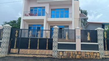 Apartment | Exterior