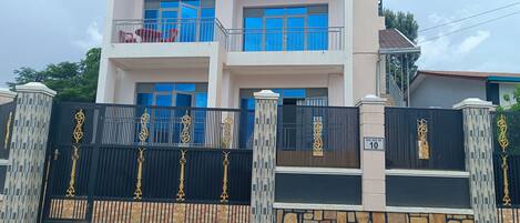 Apartment | Exterior