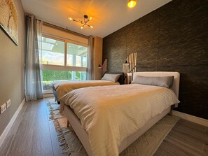 2 bedrooms, iron/ironing board, travel crib, free WiFi