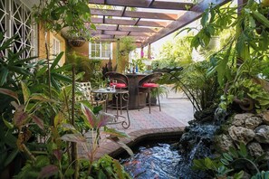 スタジオ | 屋外ダイニングエリア