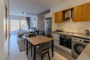 Deluxe Stüdyo | Masa, ütü/ütü masası, ücretsiz kablosuz İnternet 
