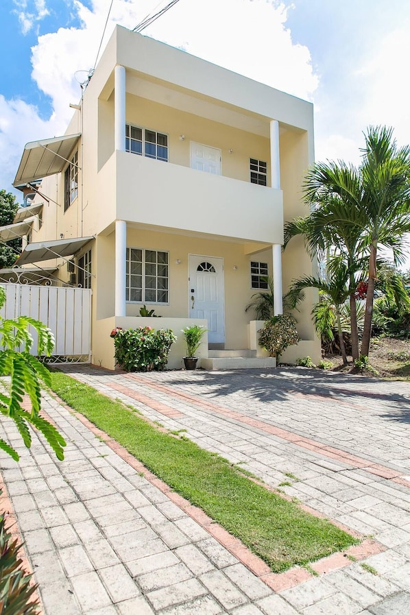 Apartment | Exterior