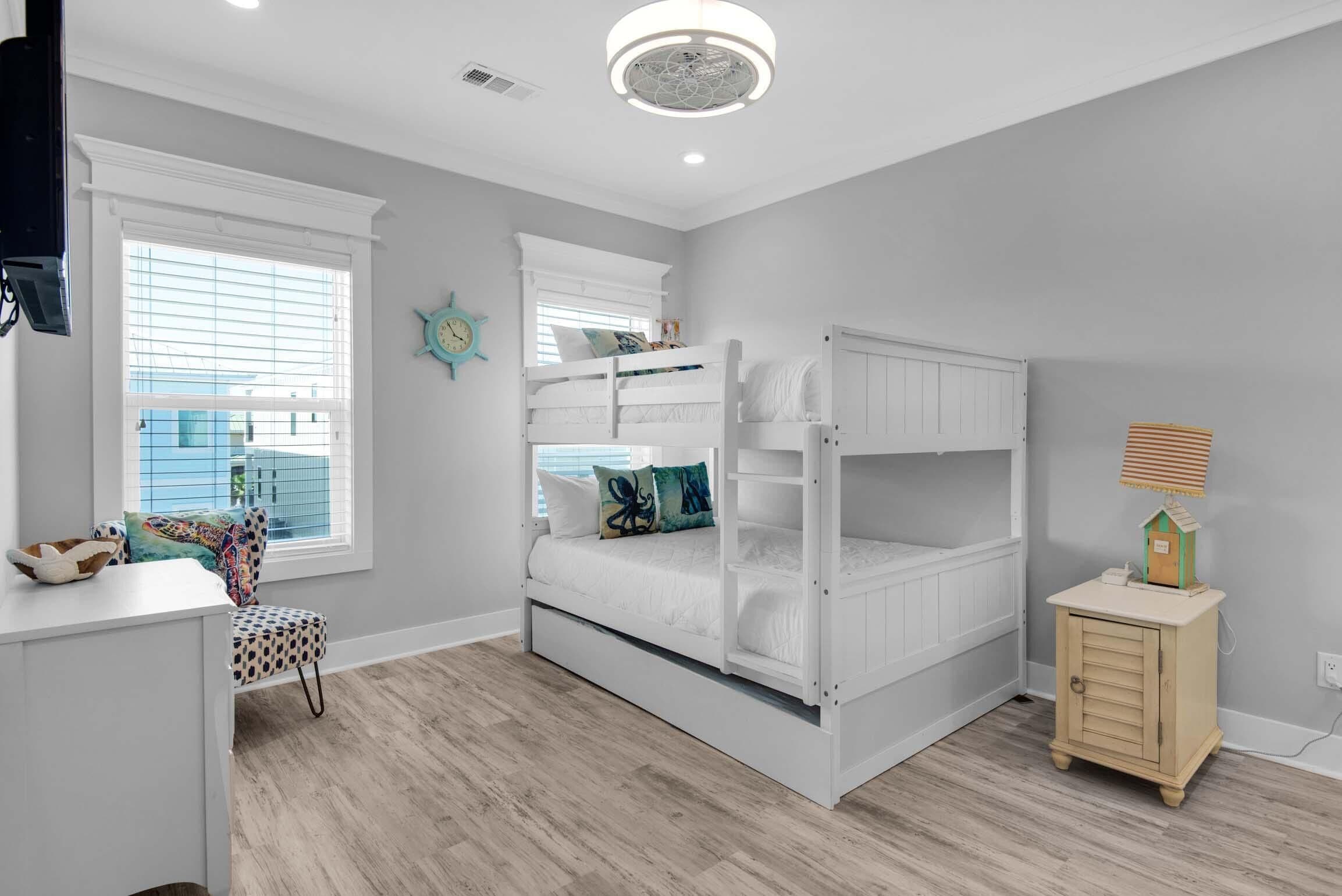 5 bedrooms, free WiFi, bed sheets