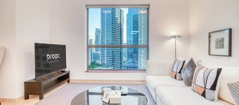 Marina-View 1BR in JBR with Balcony and Pool