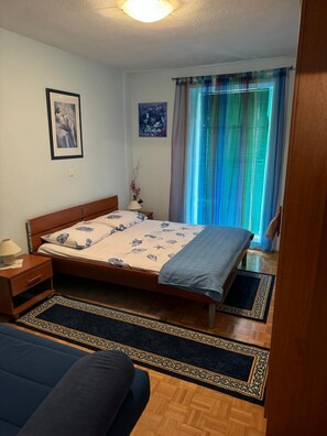 1 bedroom, iron/ironing board, WiFi, bed sheets