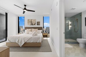 Apartemen Mewah, pemandangan kota | 3 kamar tidur, seprai premium, dan tirai kedap cahaya