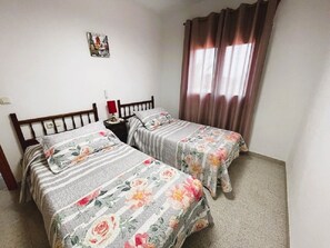 4 bedrooms, free WiFi