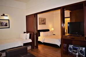 Superior Suite - Holiday Suite At Times Square KL (Kuala Lumpur)