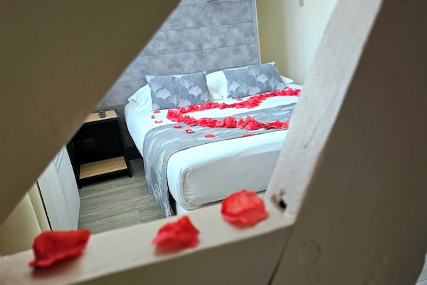Comfort Double Room | Desk, free WiFi