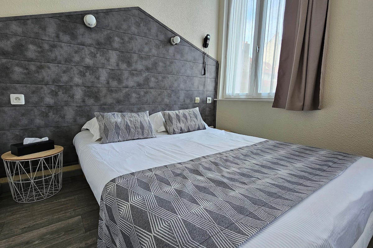 Double Room | Desk, free WiFi