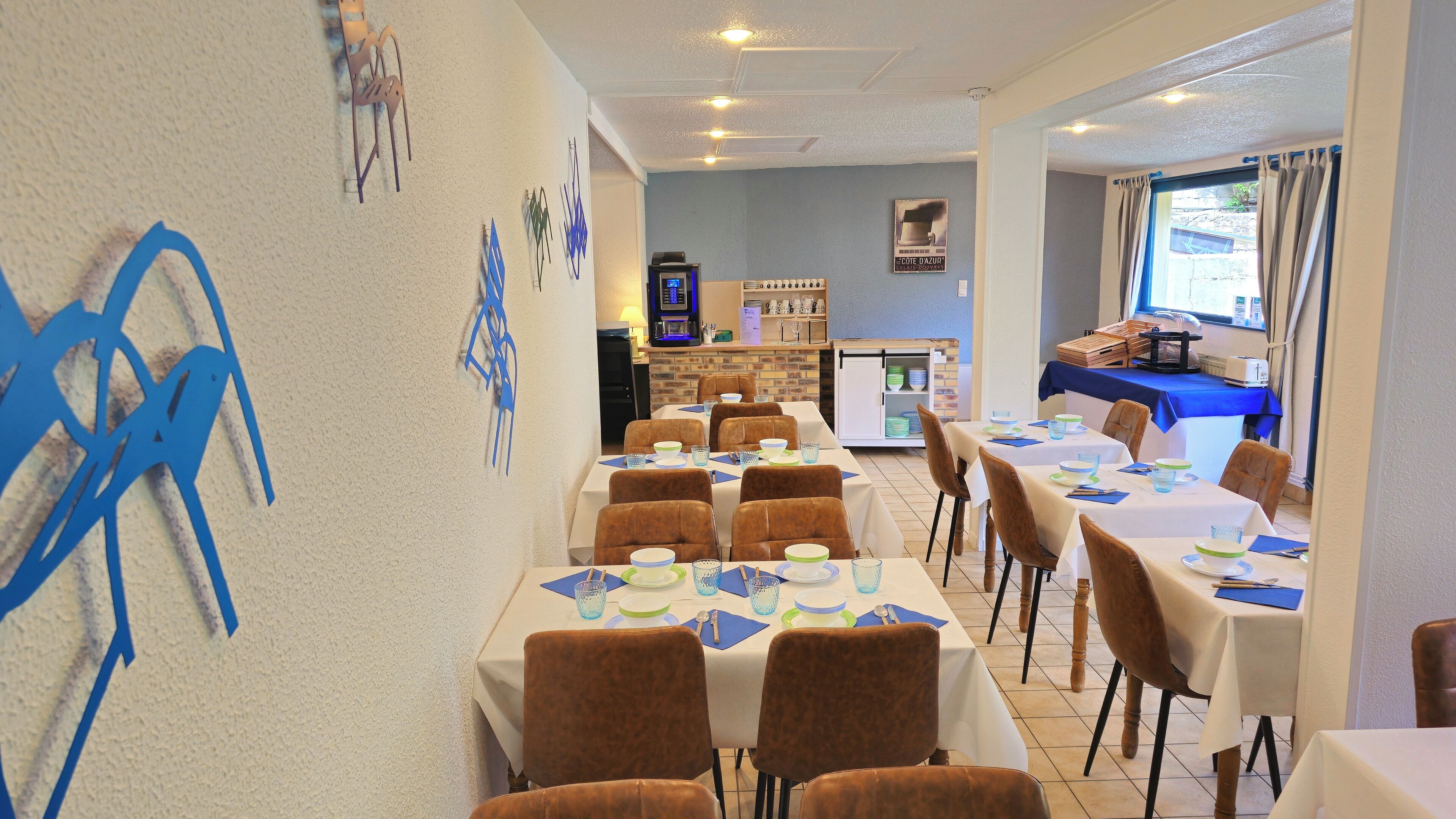 Daily buffet breakfast (EUR 12.50 per person)