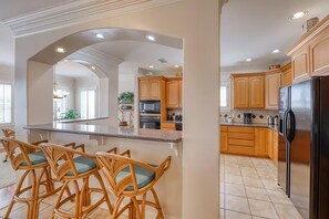 Private kitchen - Sunset Breeze (Panama City Beach)