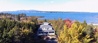 Comfort & Relaxation on the Maine Coast! Family-focused estate & private beach!