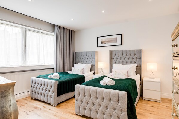 House - 4 Bedroom Villa on Marble Arch (London)