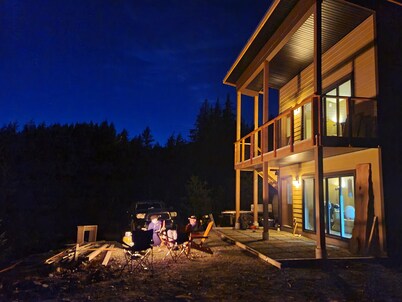 Pacific Ocean View Cabin on 422 Acres Eco Reserve near Shirley and Jordan River