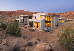 Exterior - Lionsback Resort (Moab)