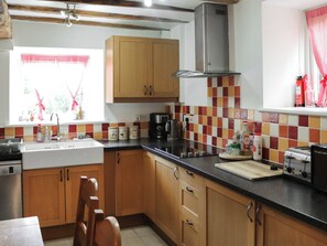 Dishwasher, cookware/dishes/utensils