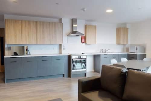 Apartment, 3 Bedrooms, Non Smoking | Living area