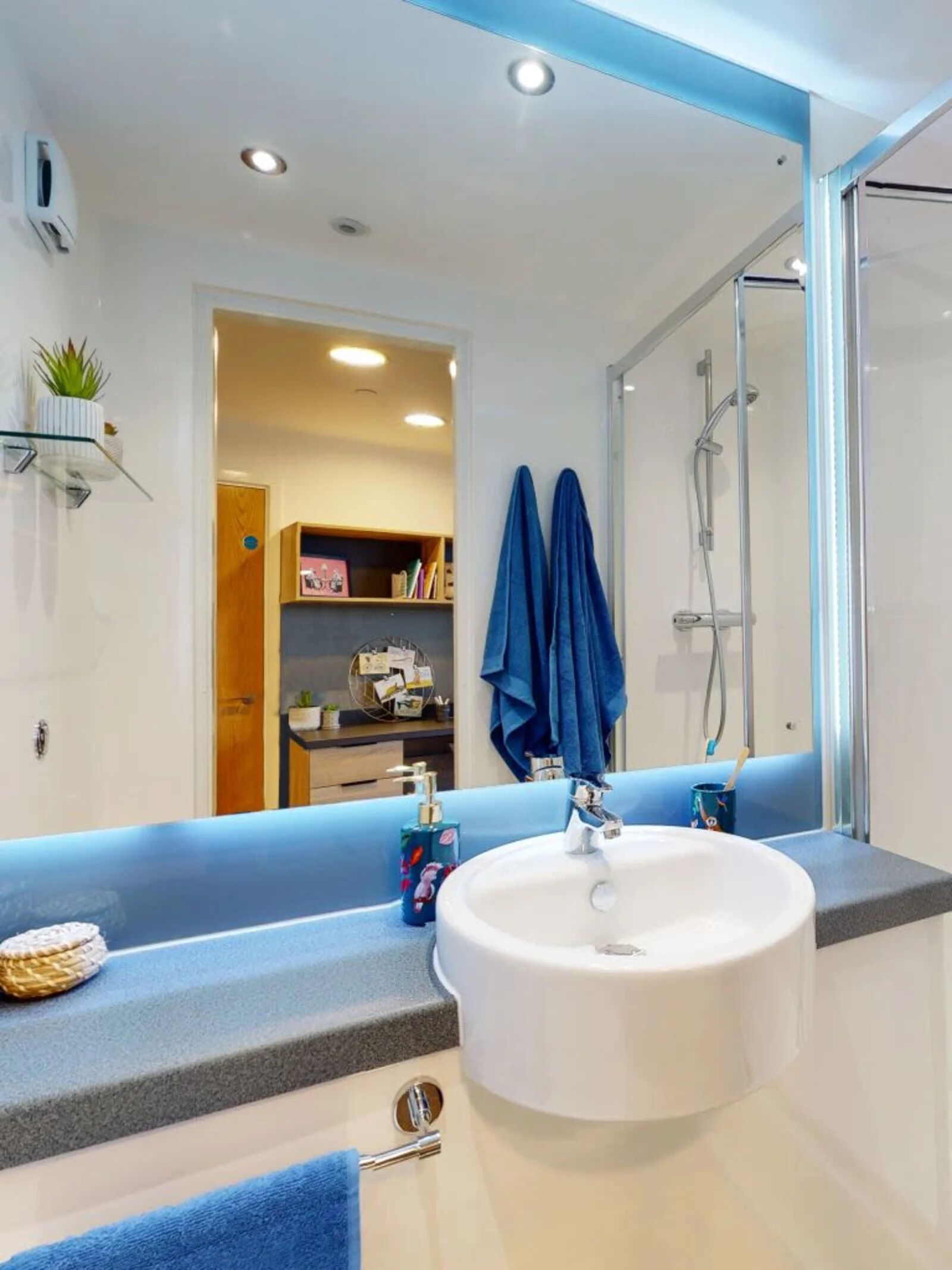 Apartment, 3 Bedrooms, Non Smoking | Bathroom
