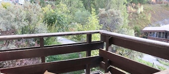 Resort center, 3rd floor, balcony, tv, ski locker, 28m², Les Orres