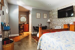 1 bedroom, WiFi, bed sheets