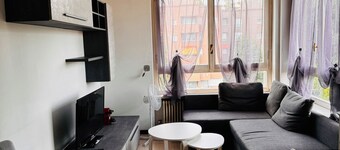Charming 1-bedroom apartment in tranquil Gallarate with WiFi