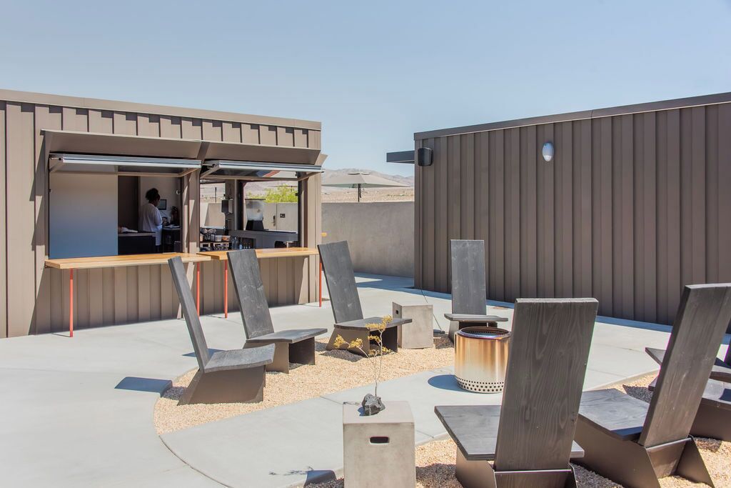 บริเวณภายนอก